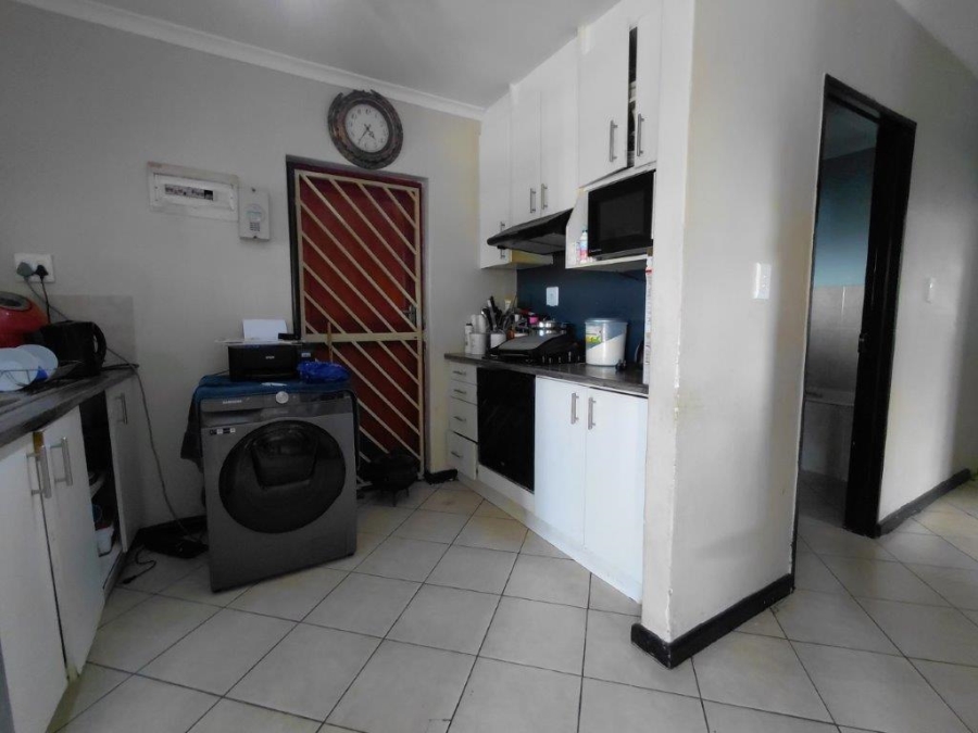 3 Bedroom Property for Sale in Broadlands Village Western Cape